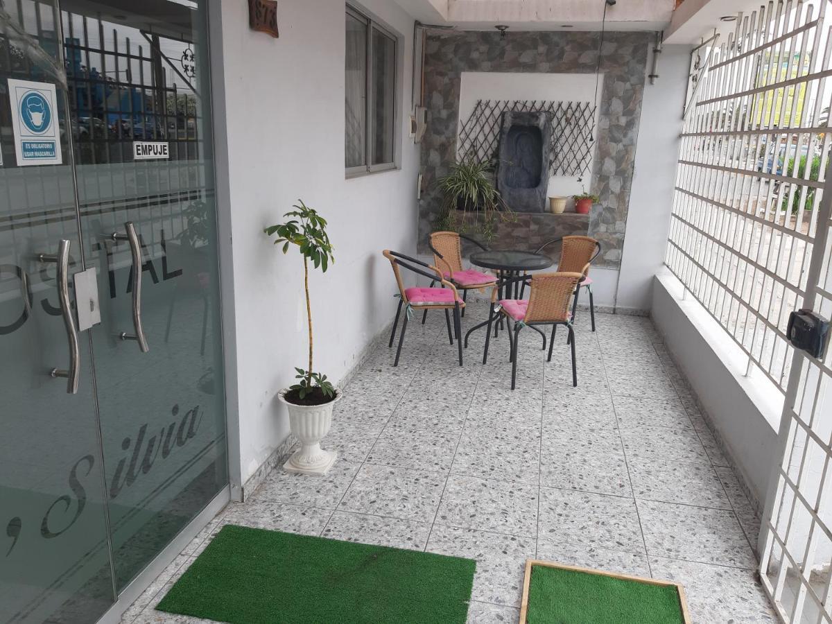 Hostal D' Silvia Arica Exterior photo